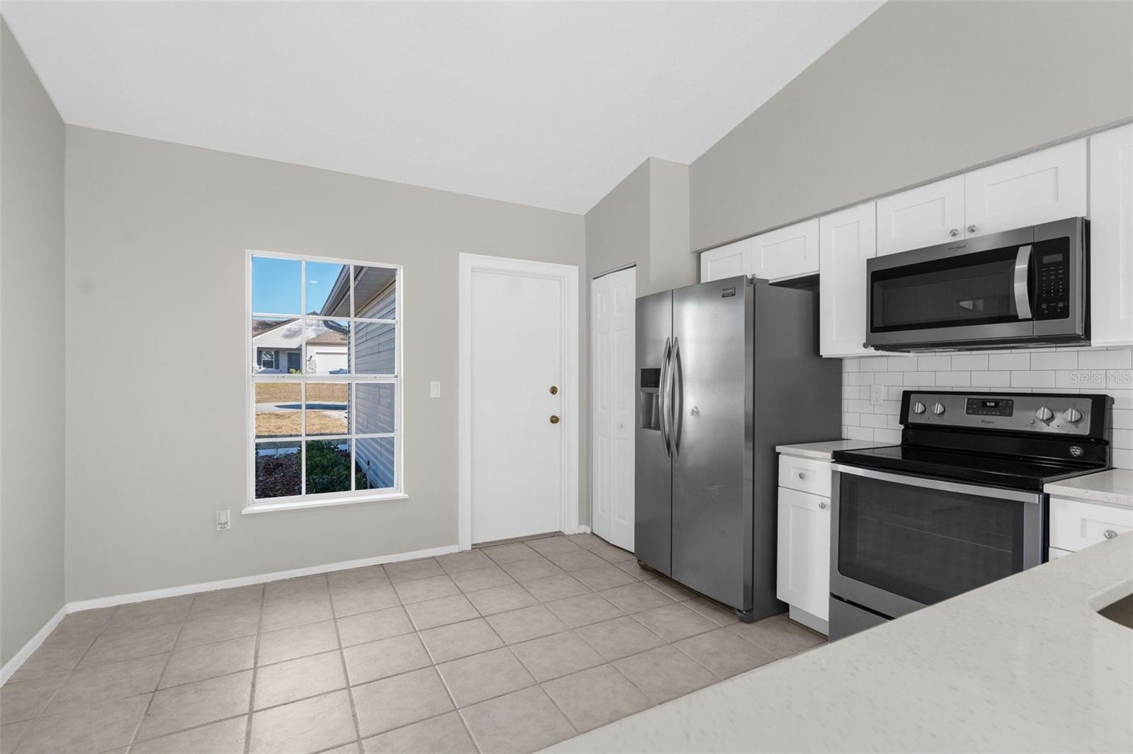 Image 11 of 53 For 5948 Lyon Road