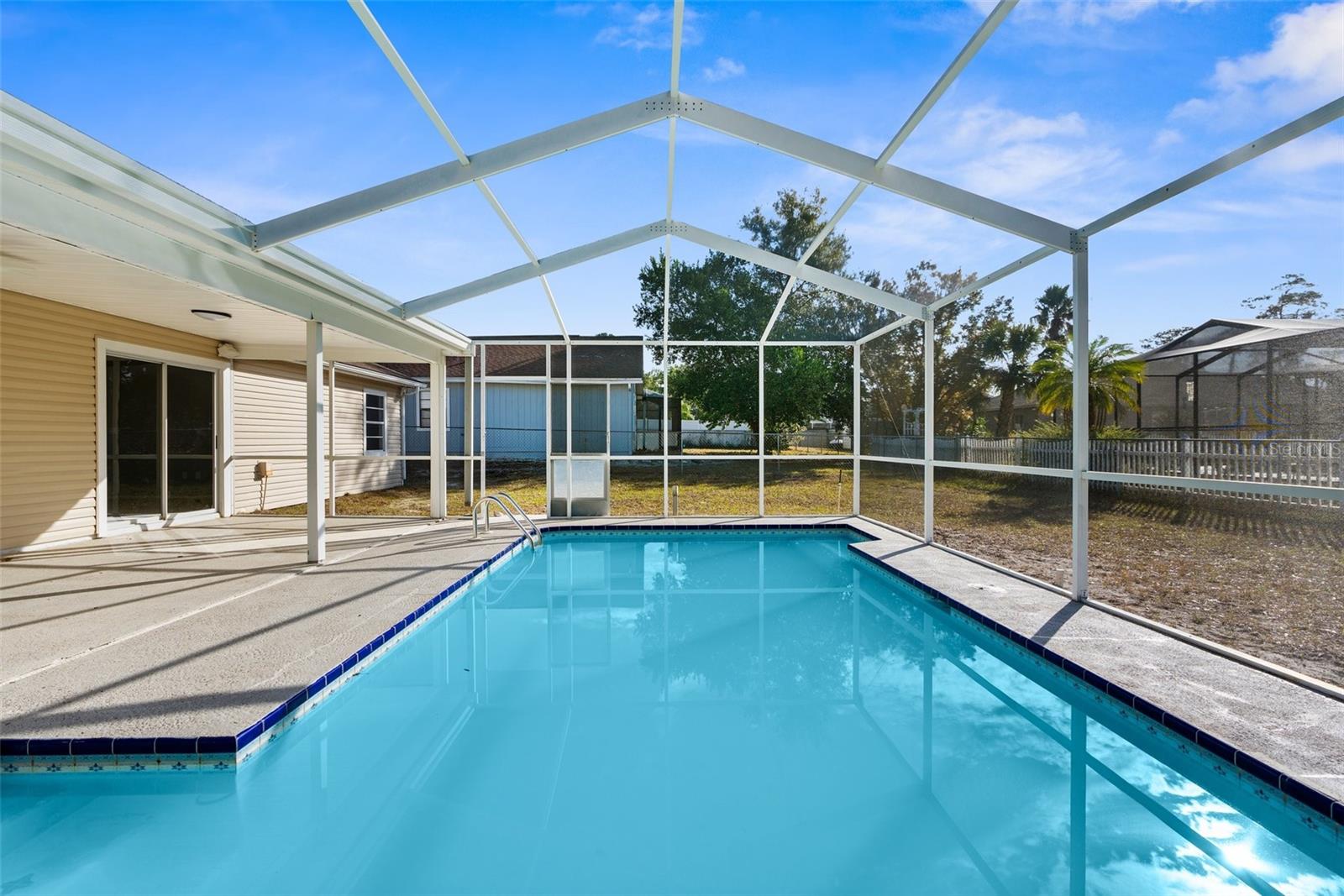 Image 22 of 53 For 5948 Lyon Road