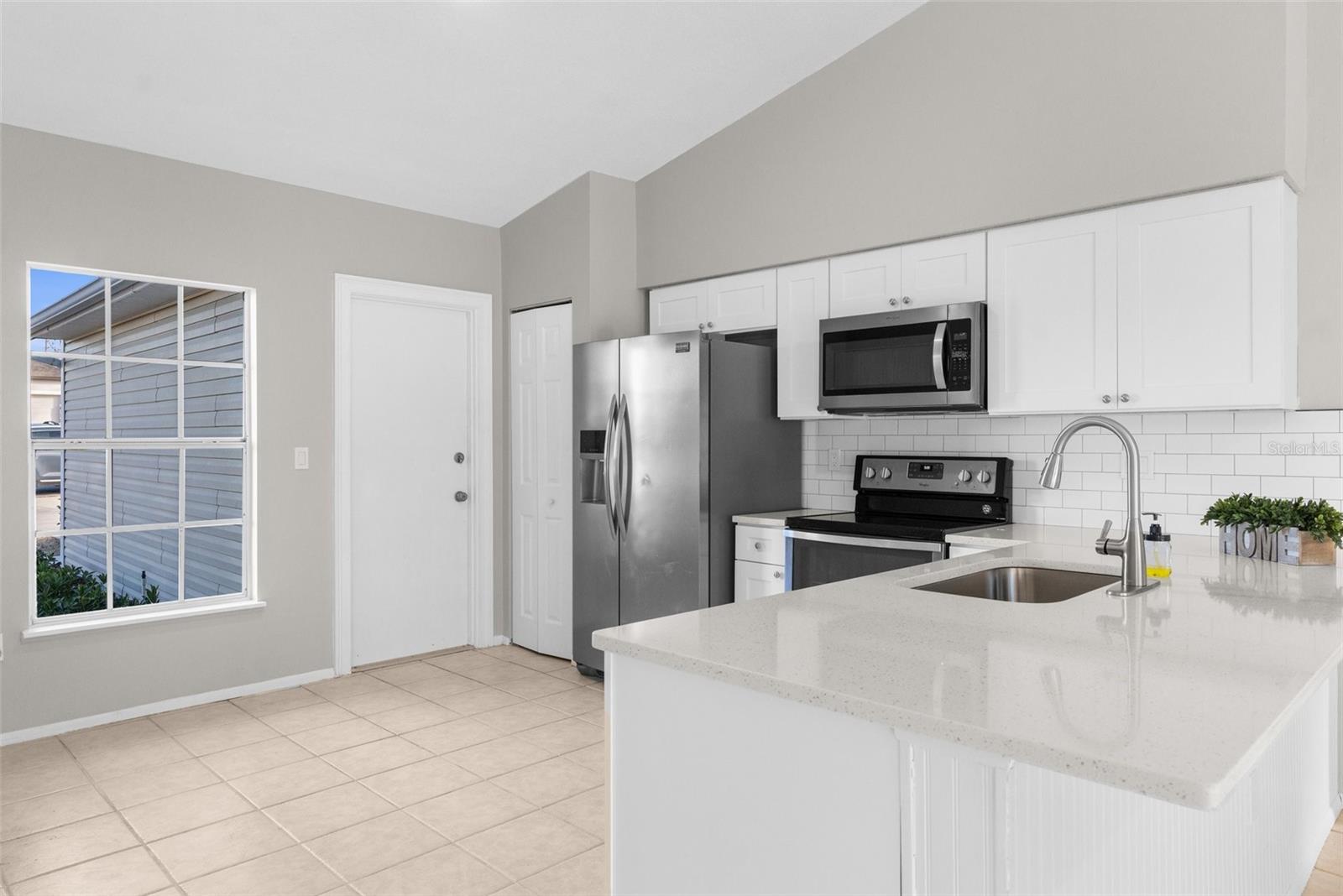 Image 3 of 53 For 5948 Lyon Road