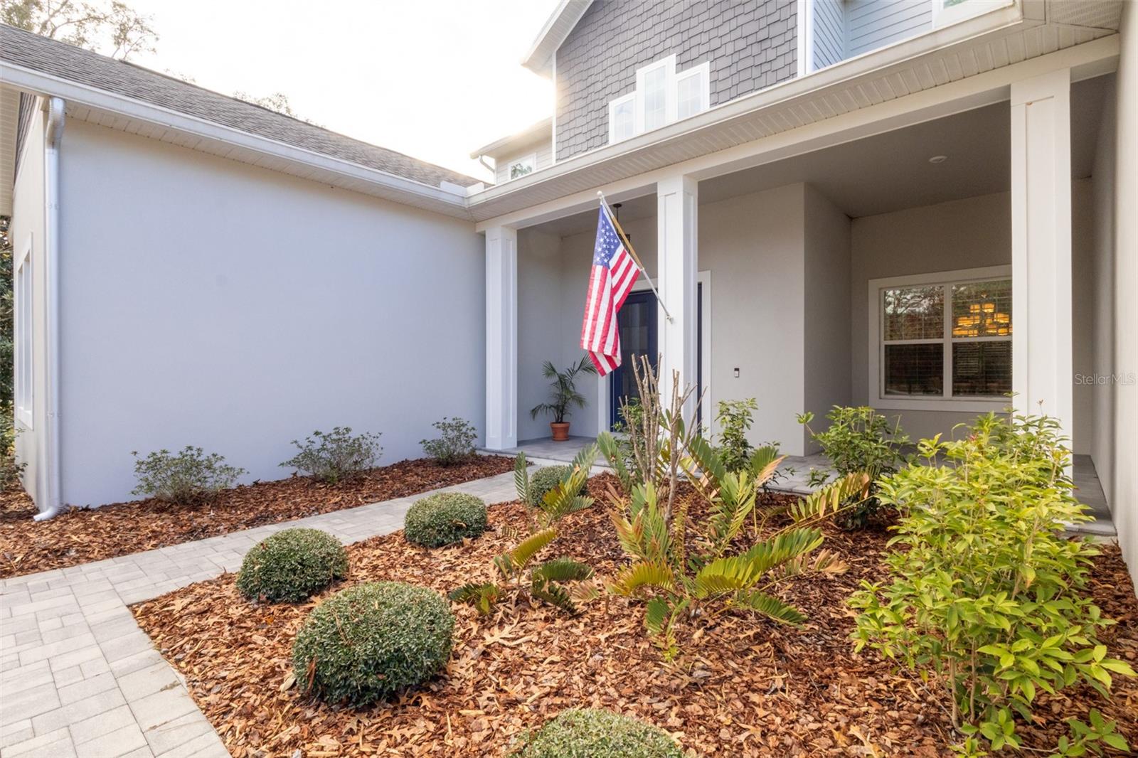 Listing photo id 2 for 18025 Nimick Road