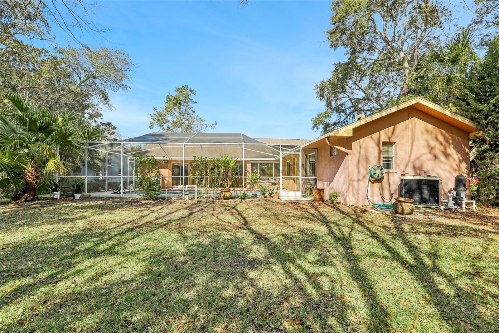 Listing photo id 36 for 18164 Winding Oaks Boulevard