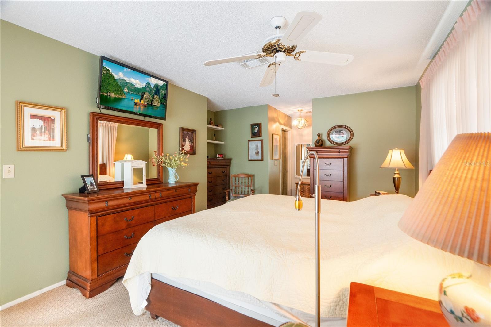 Listing photo id 13 for 7711 Sundown Court