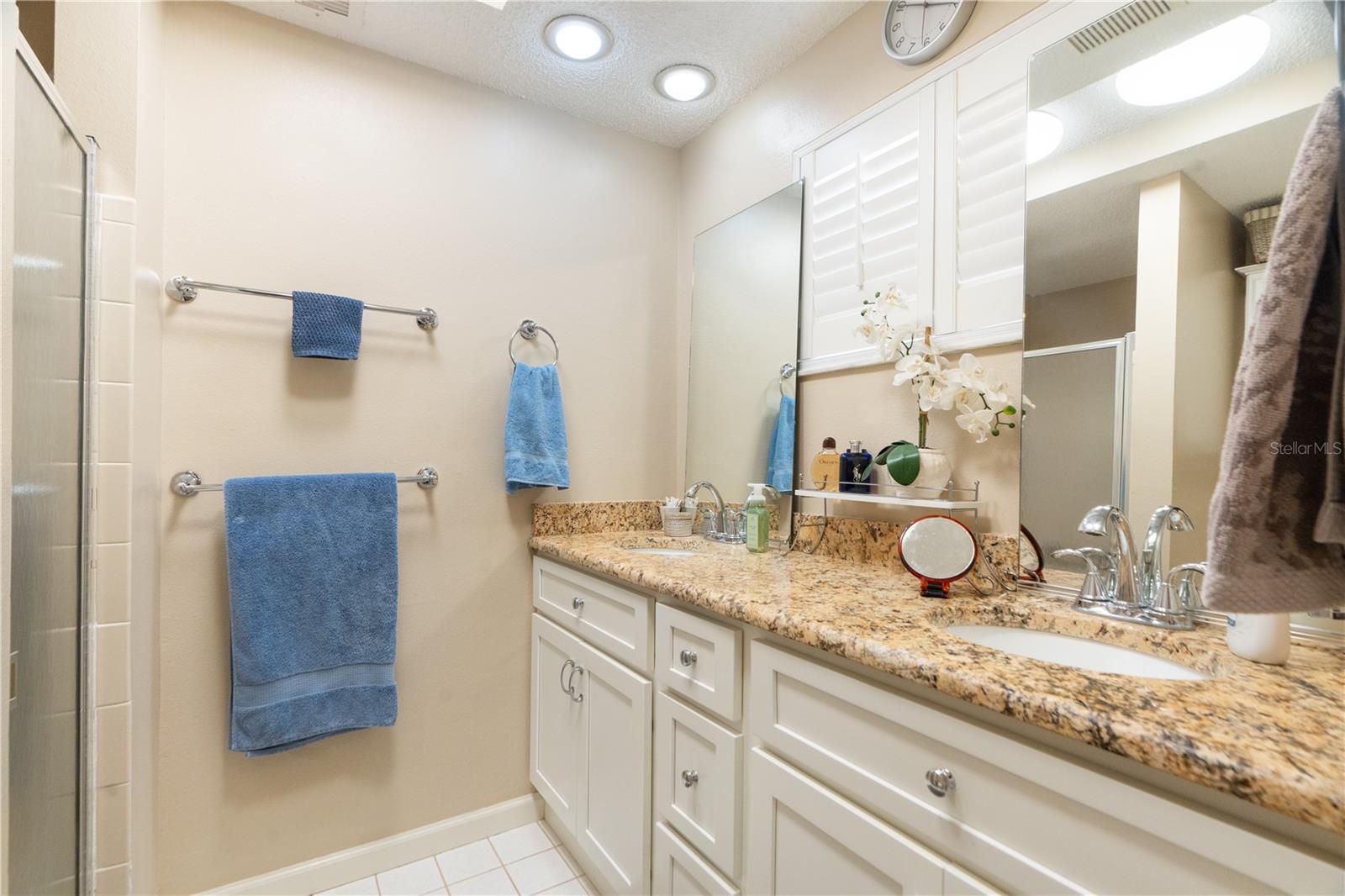 Listing photo id 14 for 7711 Sundown Court