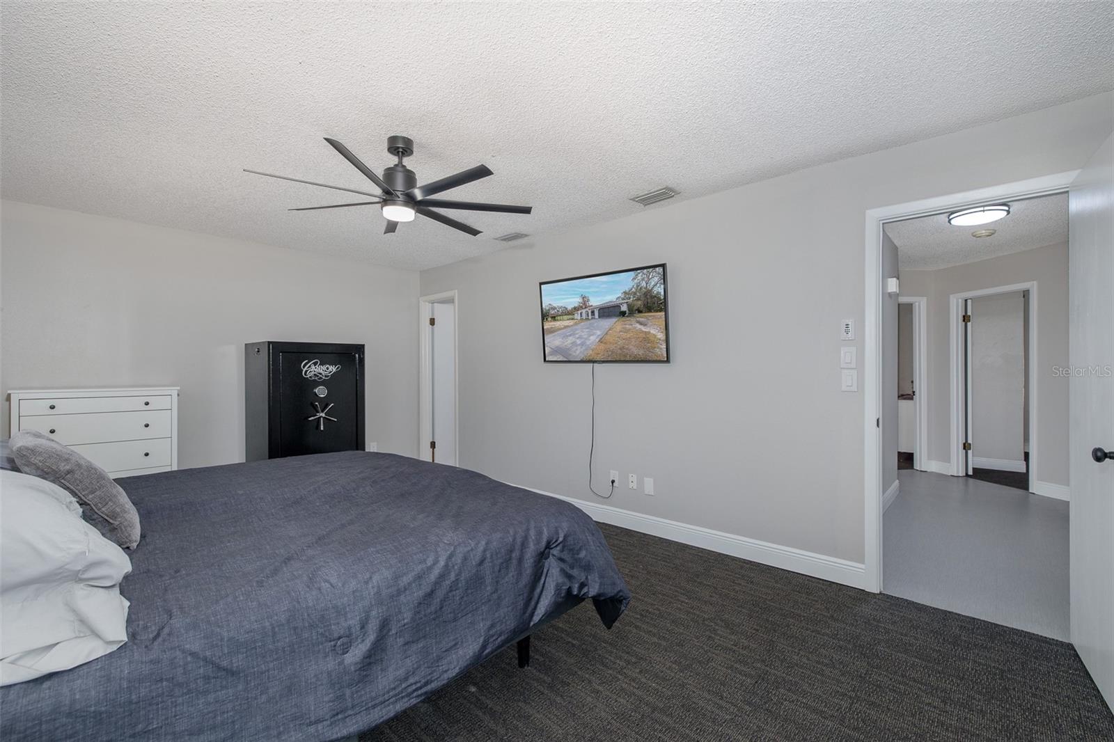 Image 13 of 49 For 6166 Newmark Street
