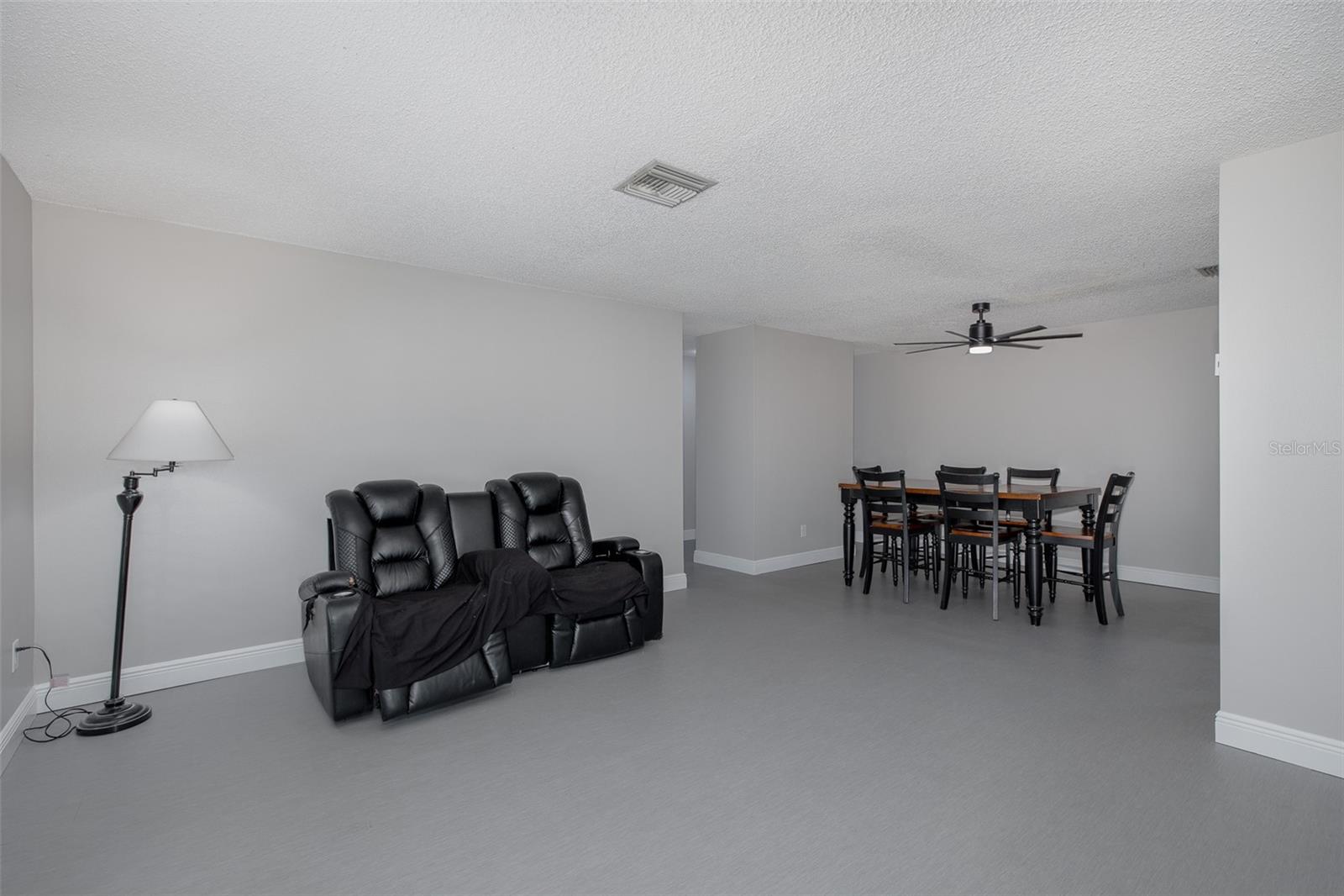 Image 4 of 49 For 6166 Newmark Street