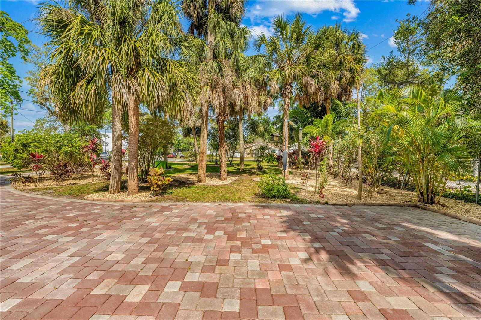 Image 92 of 94 For 8711 Betty Street