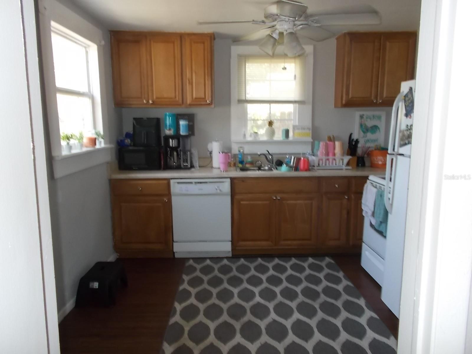 Image 27 of 62 For 5827 39th Street N