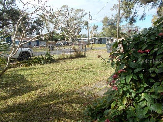 Image 38 of 62 For 5827 39th Street N