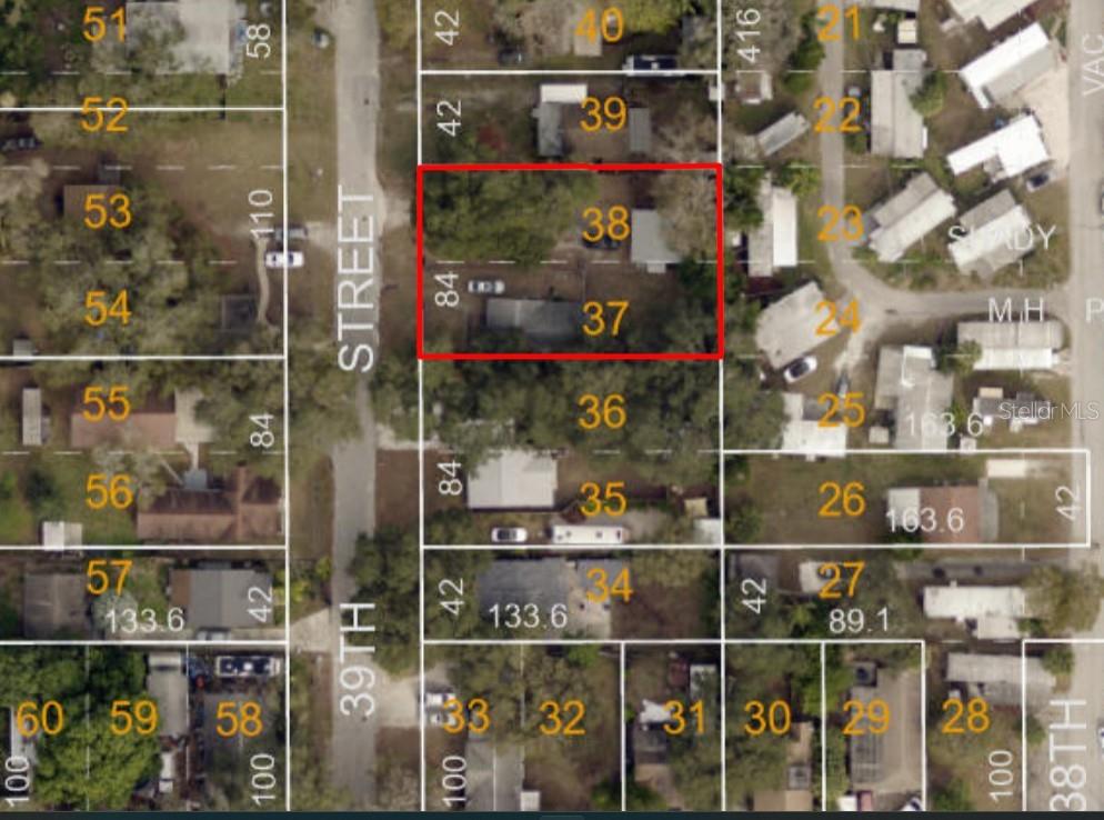 Image 4 of 62 For 5827 39th Street N