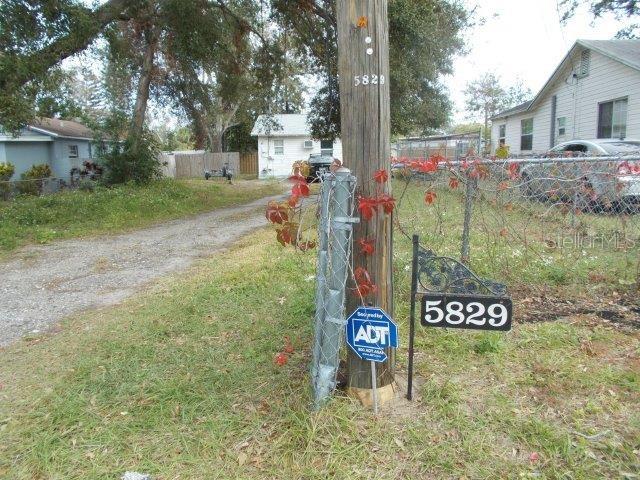 Image 40 of 62 For 5827 39th Street N