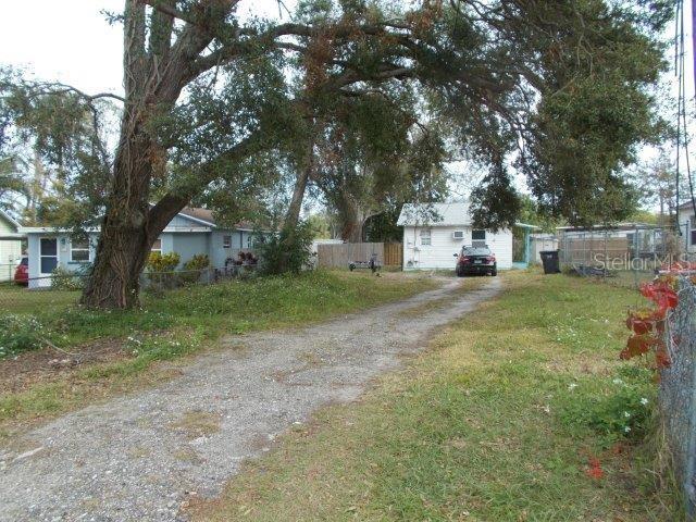 Image 41 of 62 For 5827 39th Street N