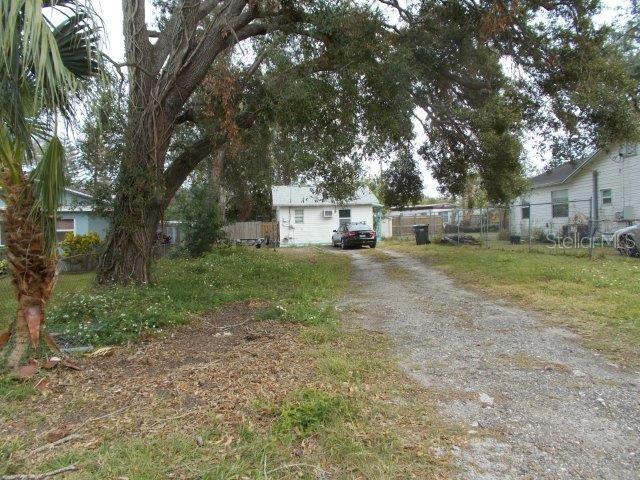 Image 42 of 62 For 5827 39th Street N
