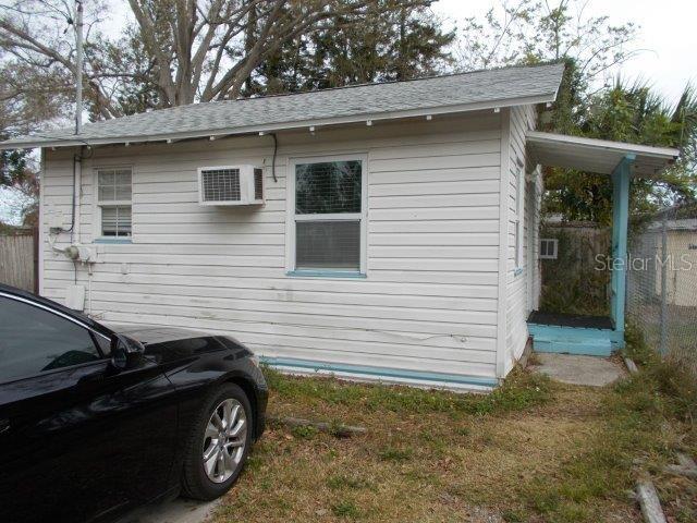 Image 44 of 62 For 5827 39th Street N