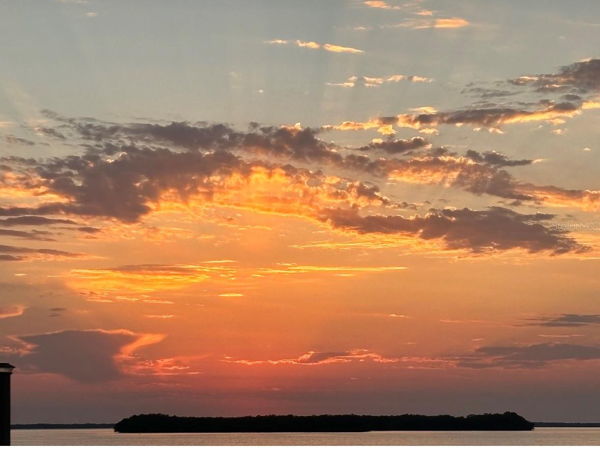 Image 36 of 40 For 1624 Sea Breeze Drive