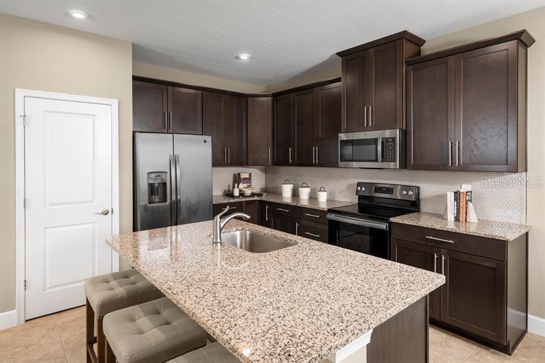 Image 7 of 14 For 6021 Wild Petunia Drive