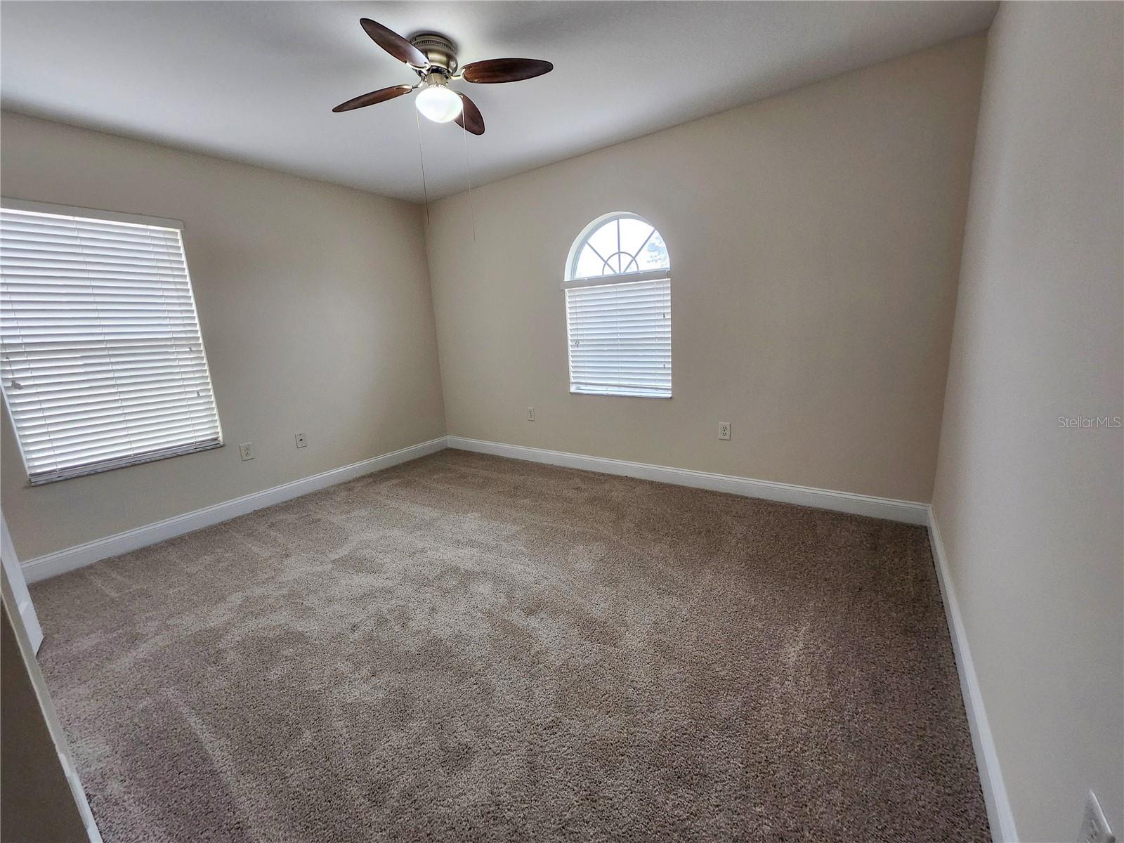 Listing photo id 21 for 18501 Cypress Bay Parkway