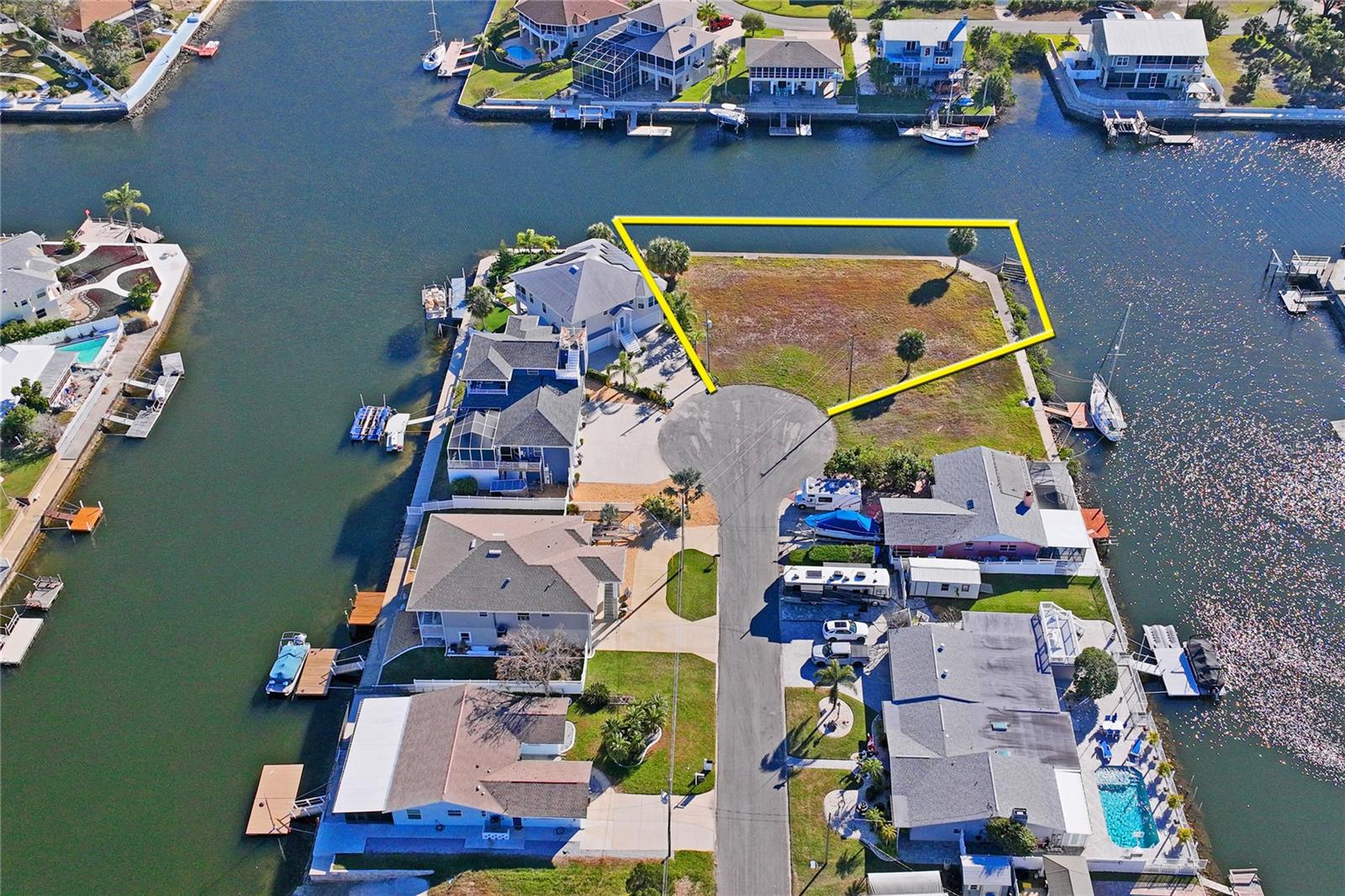 Listing photo id 10 for 0 Lot 7 & 8 6th Isle