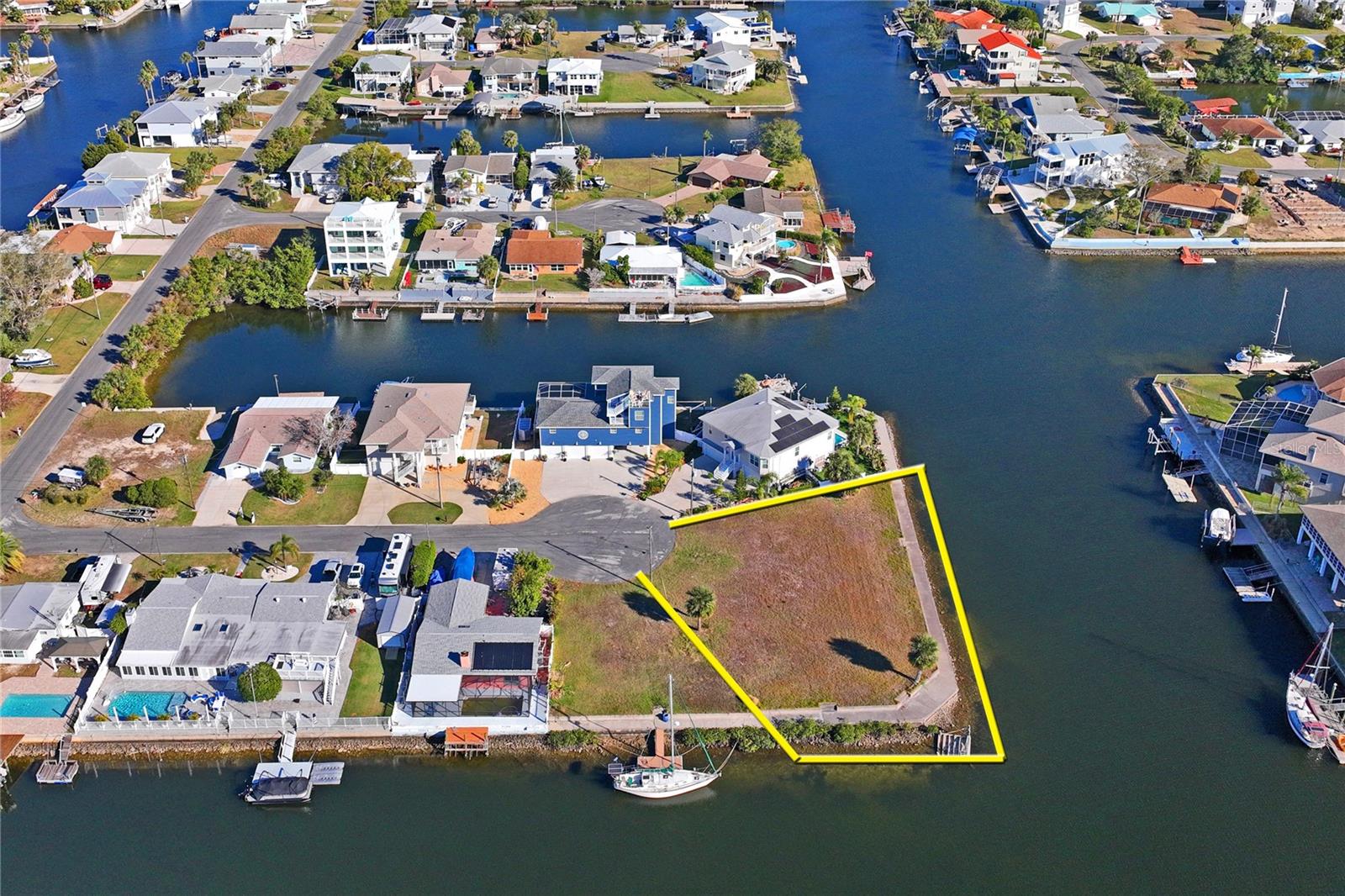 Listing photo id 11 for 0 Lot 7 & 8 6th Isle