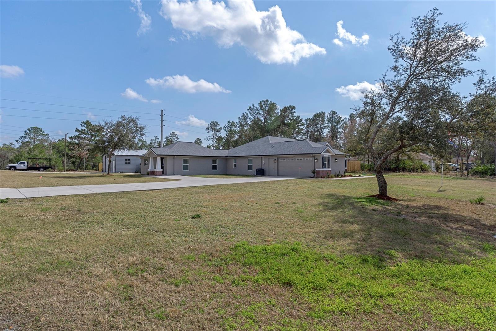 Listing photo id 59 for 11160 Gyrafalcon Avenue