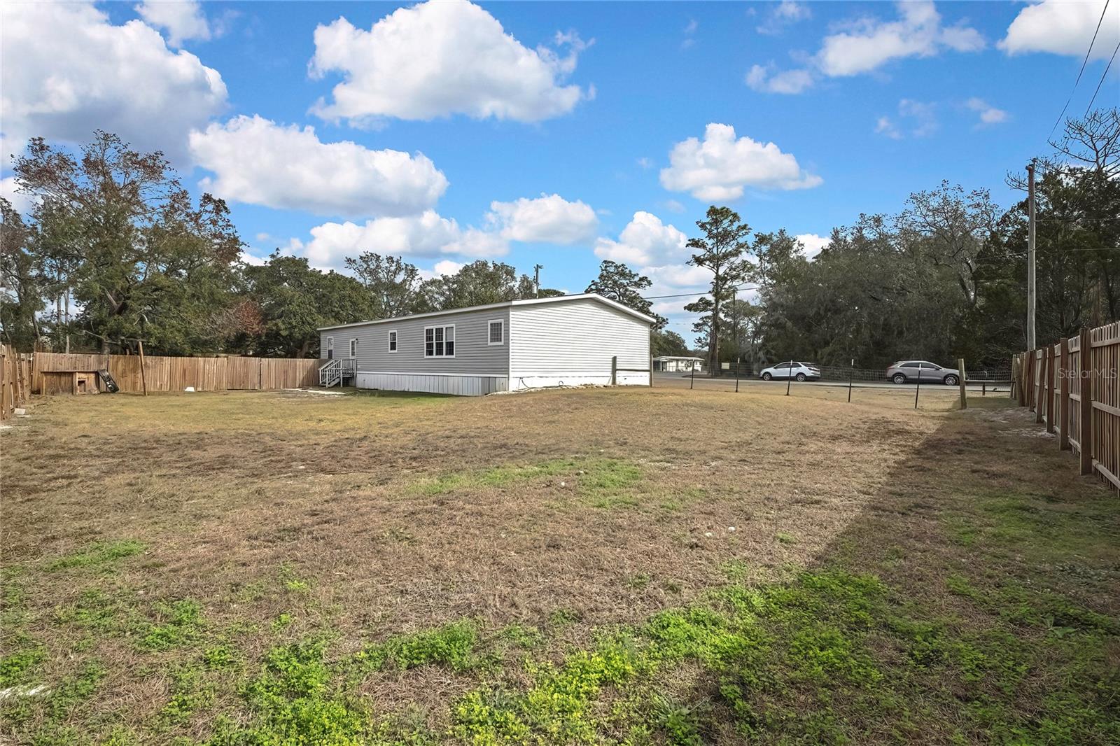 Listing photo id 30 for 5980 Bob White Drive