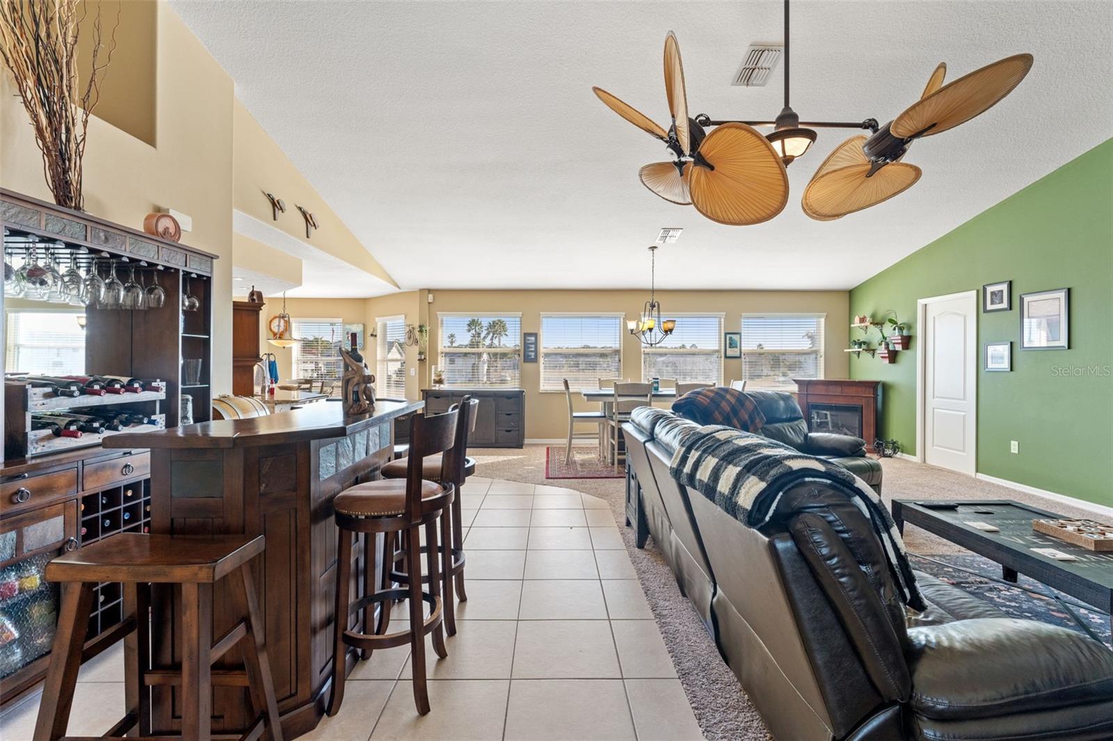 Listing photo id 20 for 4034 Cobia Drive