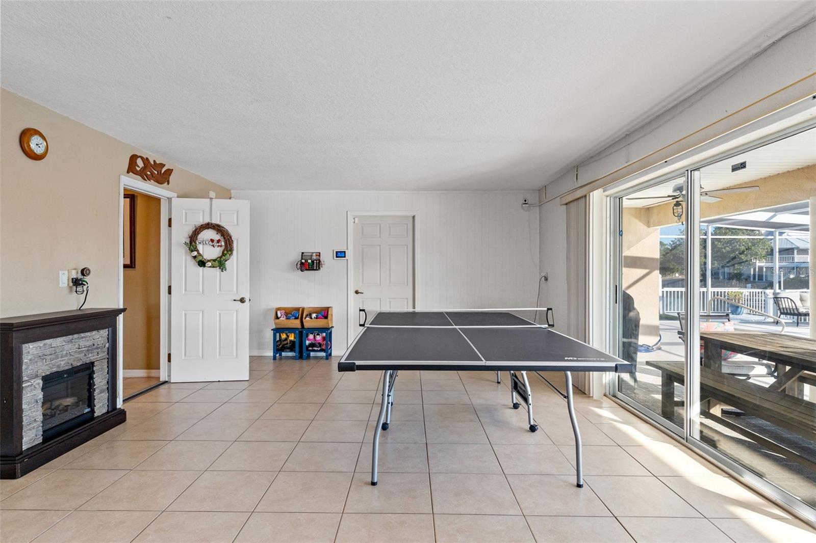 Listing photo id 50 for 4034 Cobia Drive