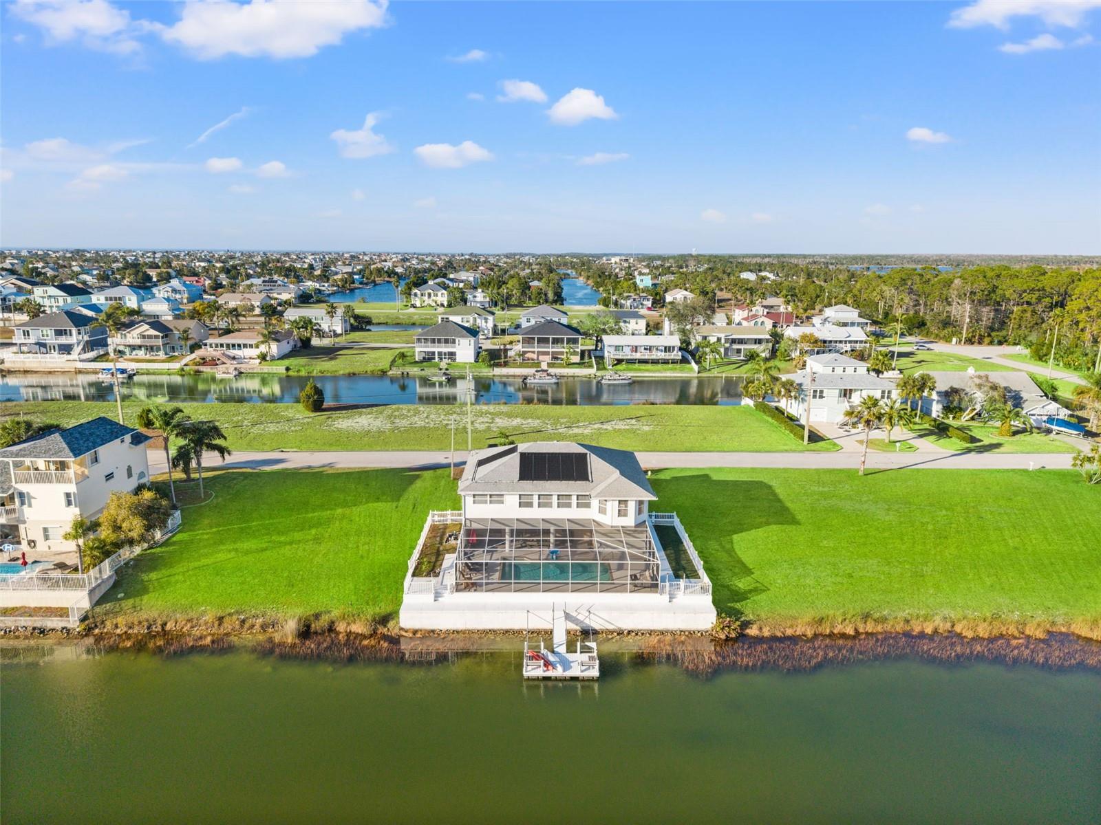 Listing photo id 77 for 4034 Cobia Drive