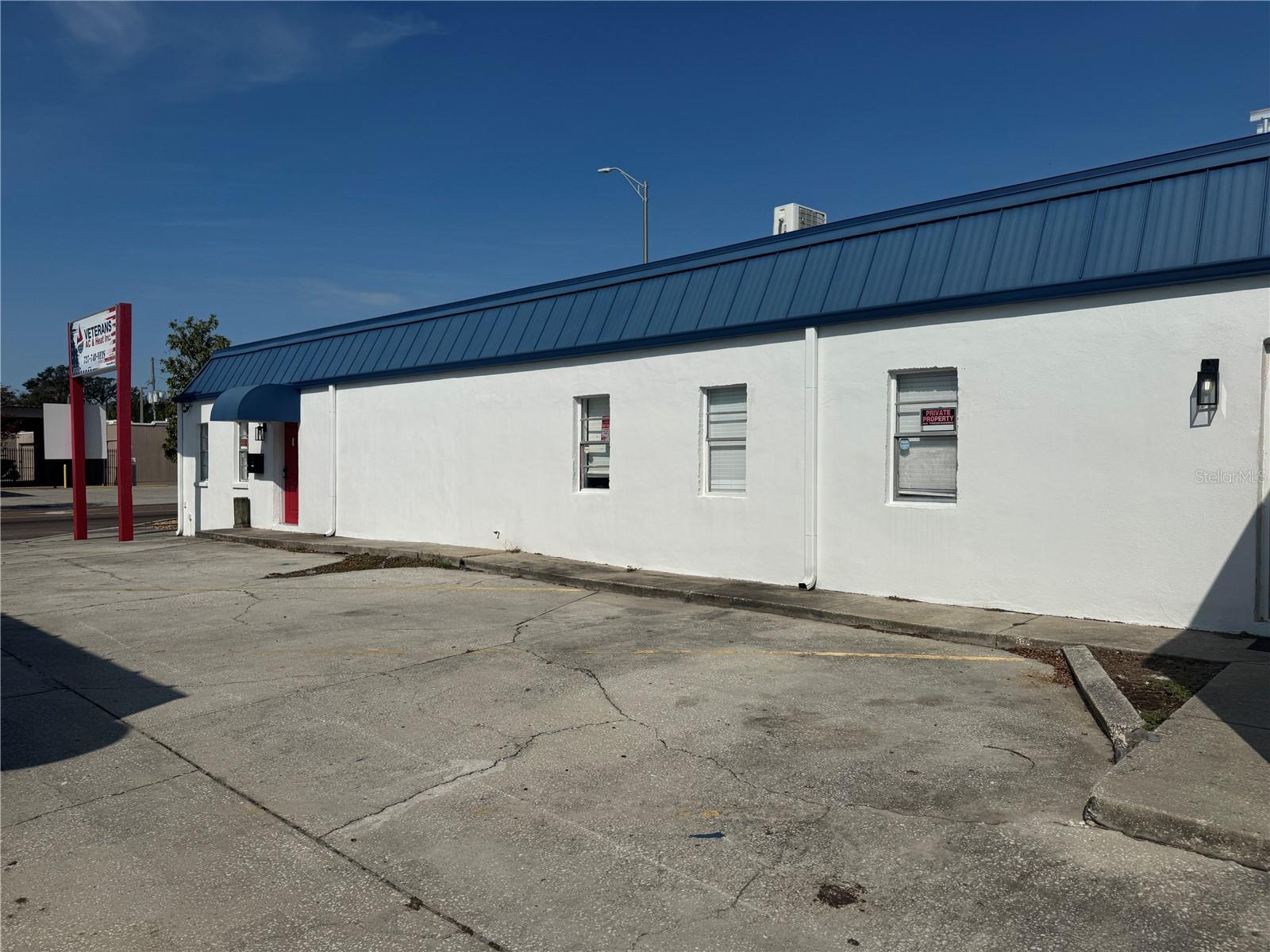 Image 4 of 22 For 419 Pinellas Avenue