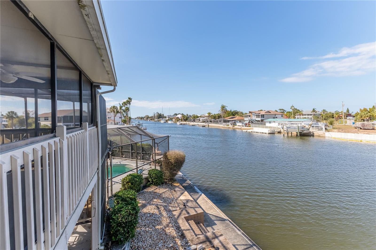 Listing photo id 27 for 4529 Flounder Drive