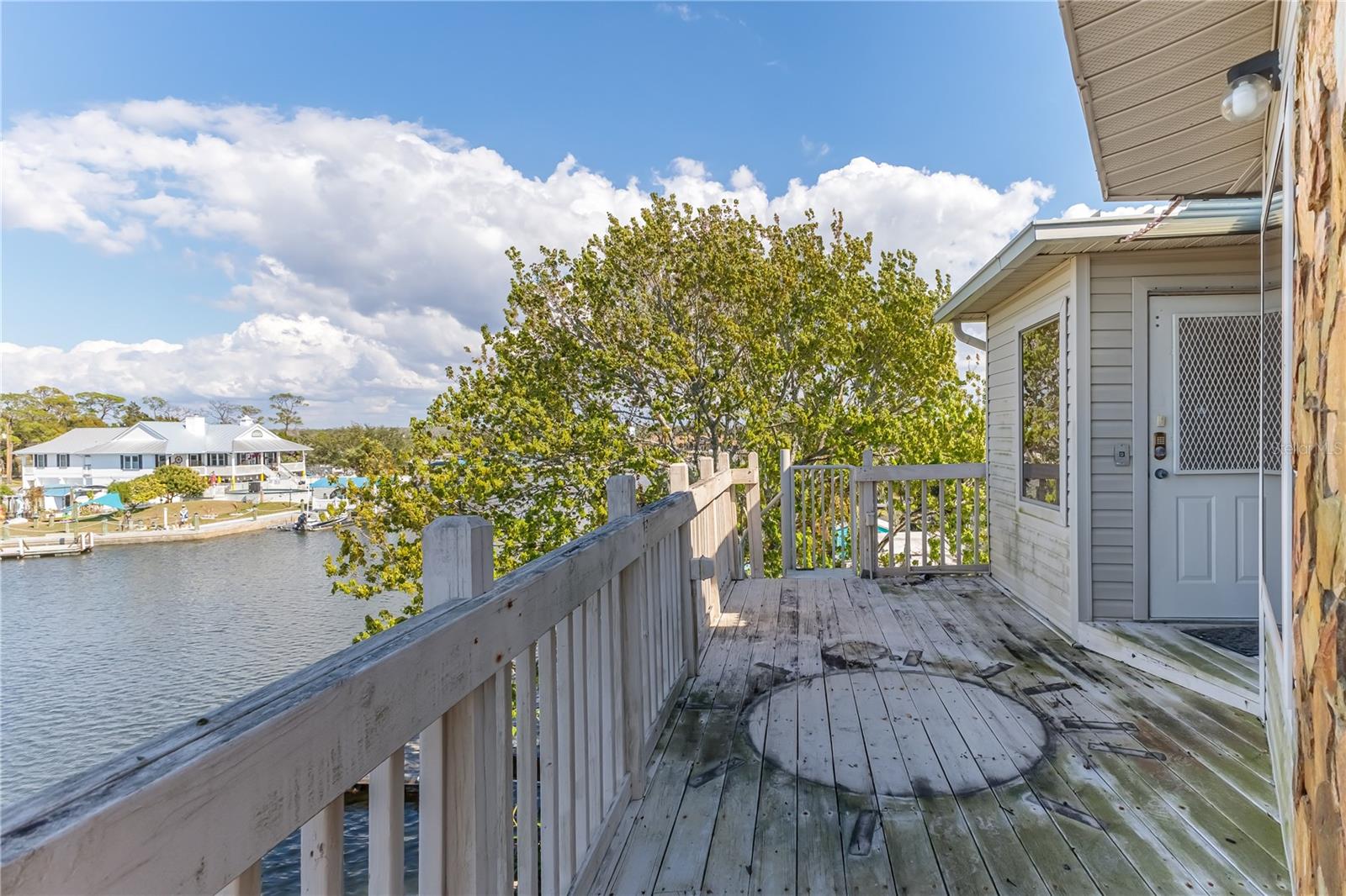 Listing photo id 60 for 4529 Flounder Drive