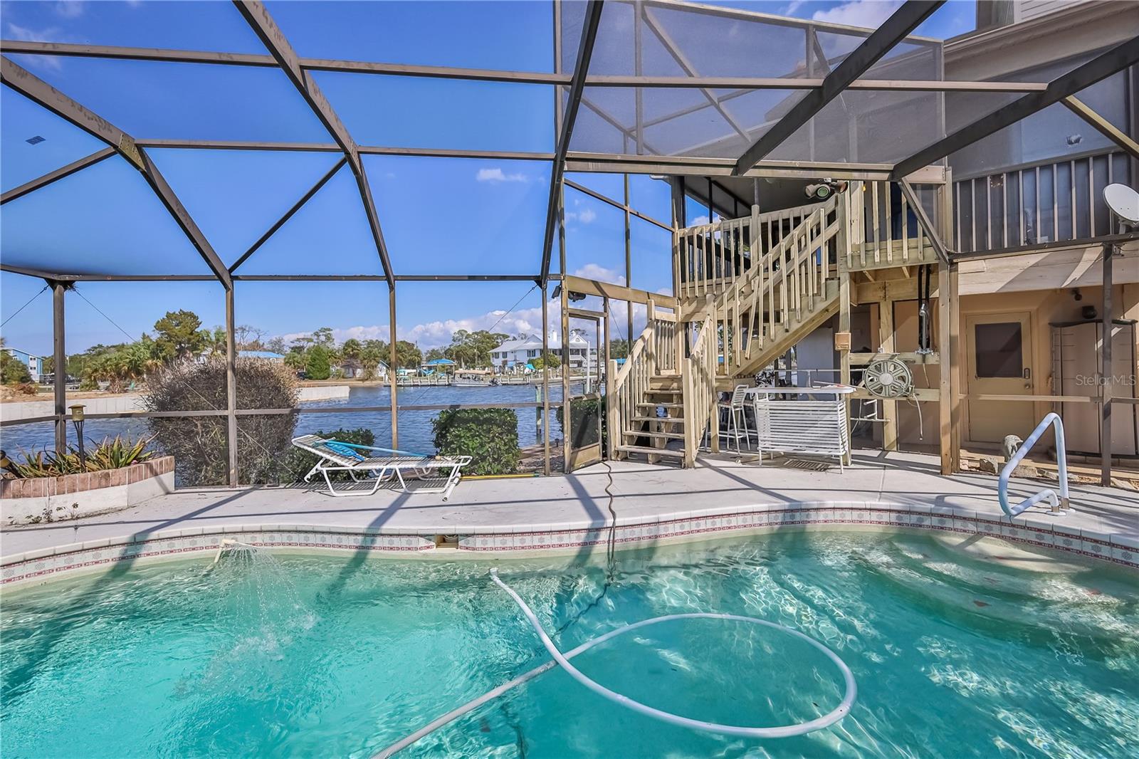 Listing photo id 63 for 4529 Flounder Drive