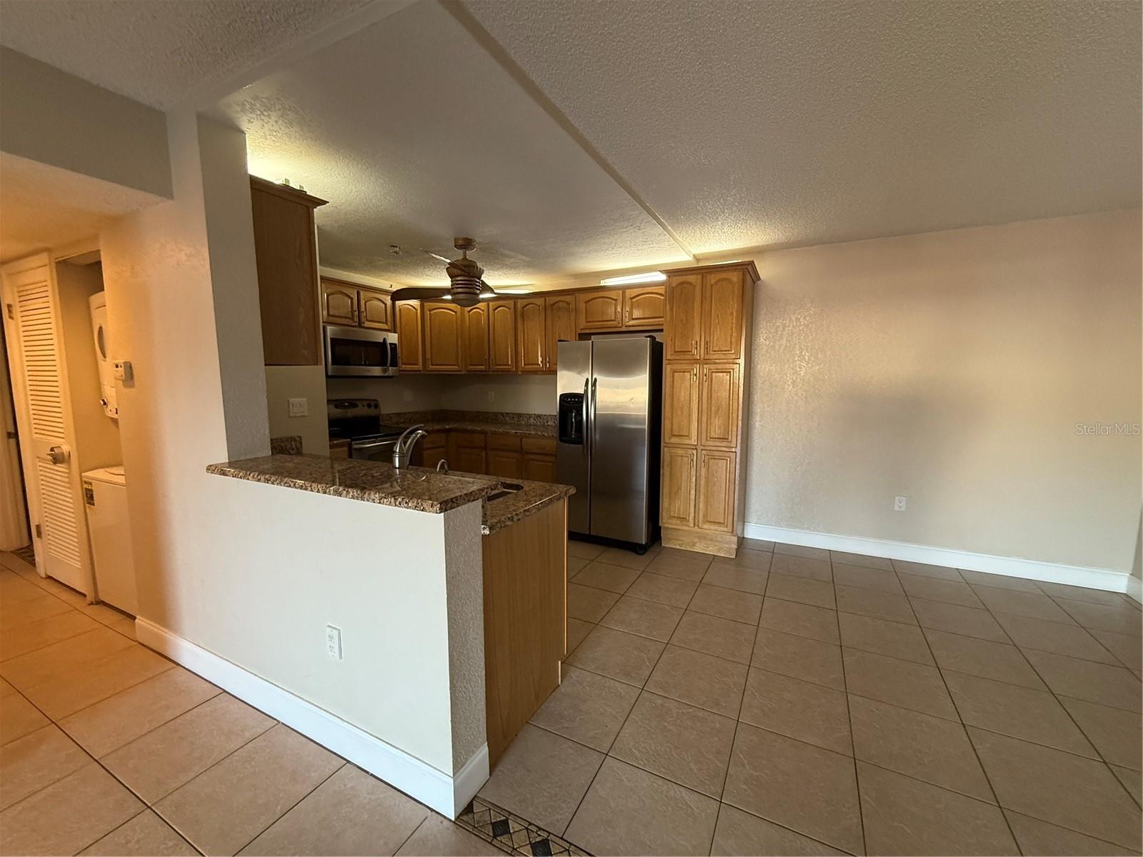 Image 2 of 15 For 2971 Estancia Boulevard 310