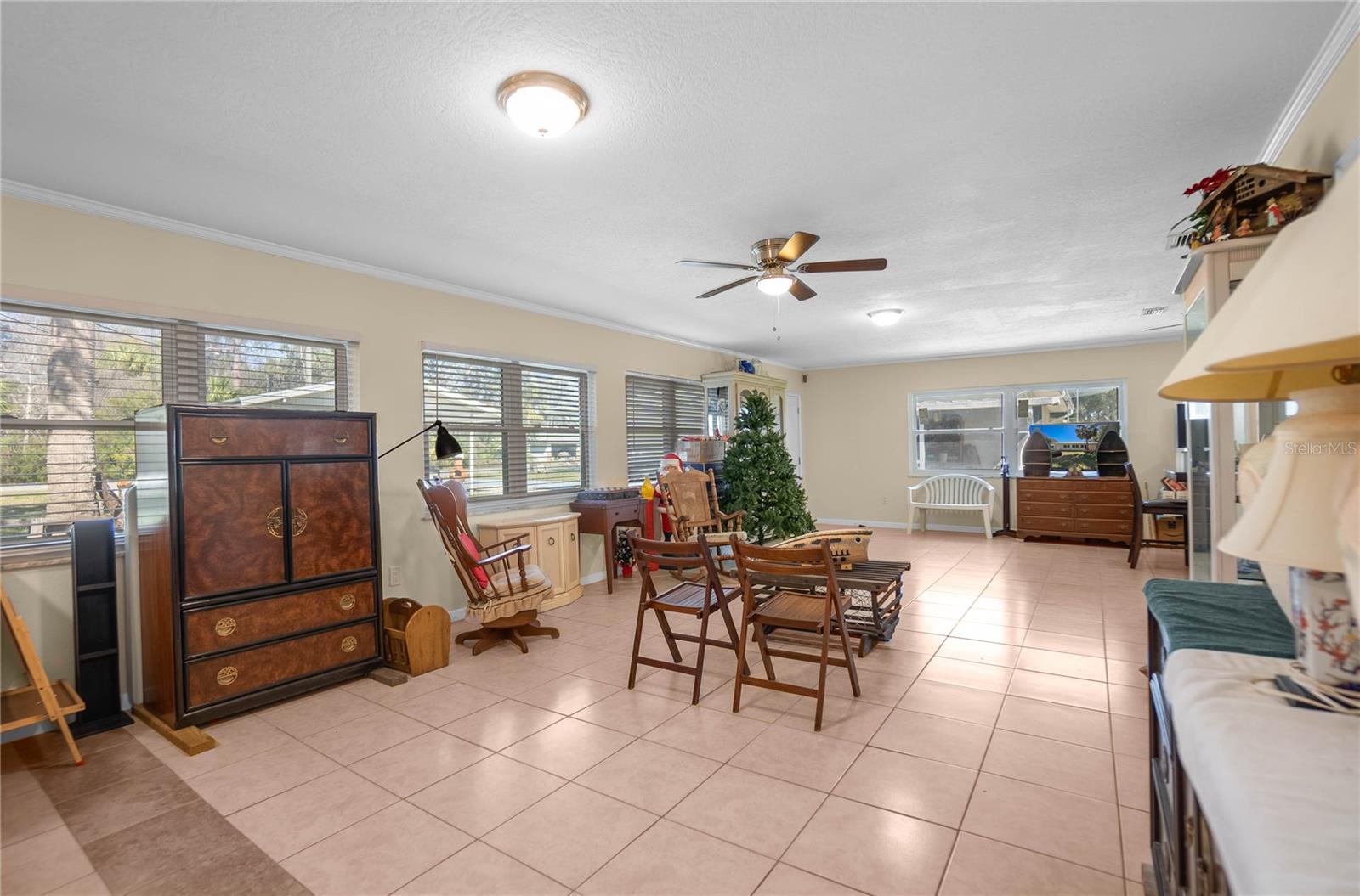 Listing photo id 40 for 8880 Glenvale Court