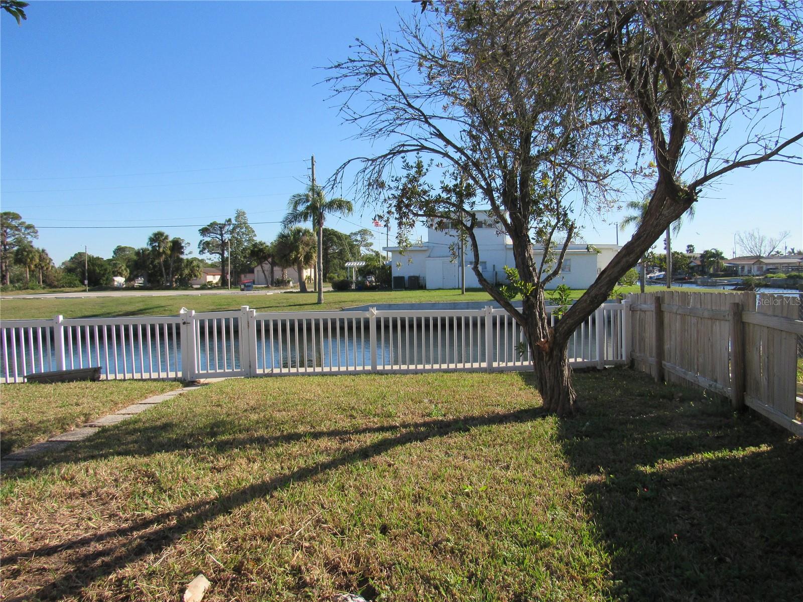 Image 18 of 20 For 6714 Saltwater Boulevard