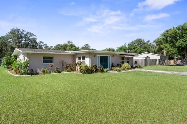 Listing photo id 46 for 12757 Circle Lake Drive