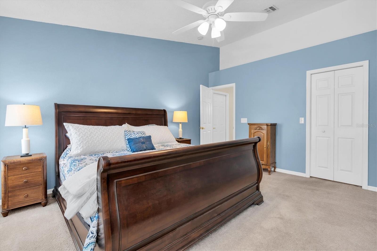 Listing photo id 13 for 11700 Leda Lane