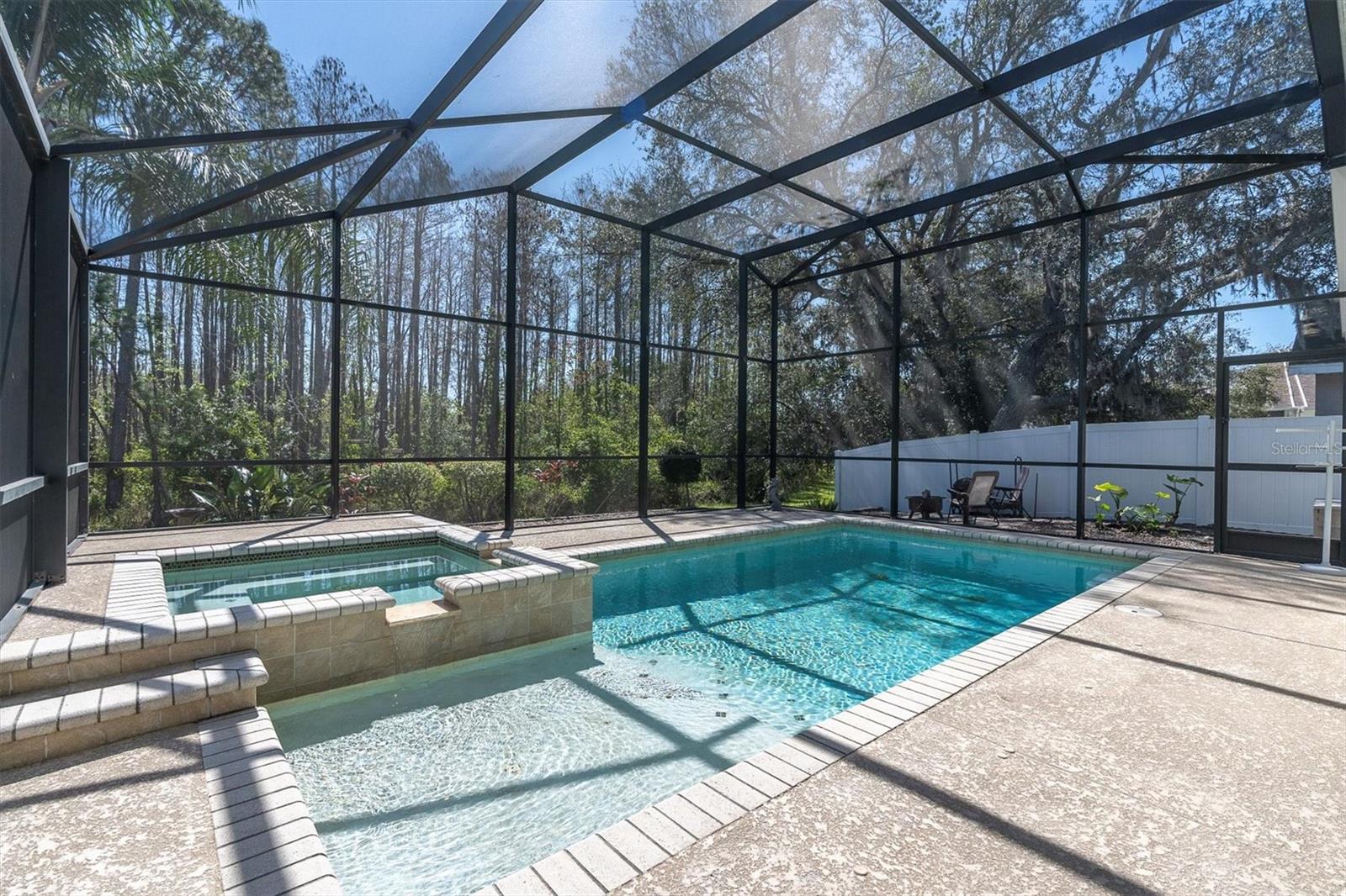 Listing photo id 25 for 11700 Leda Lane