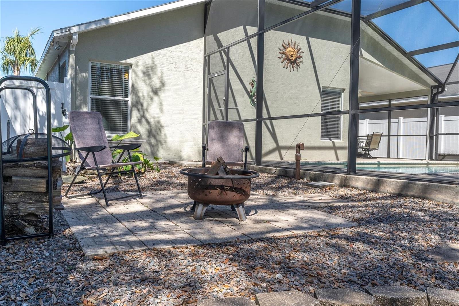 Listing photo id 29 for 11700 Leda Lane