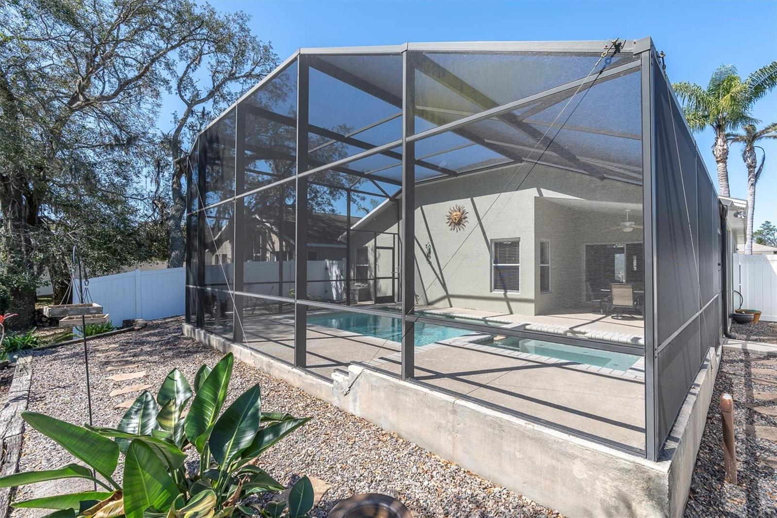 Listing photo id 30 for 11700 Leda Lane