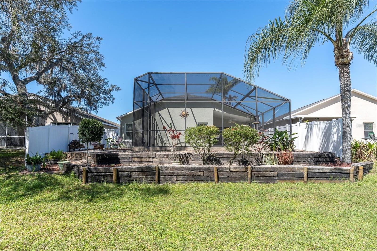 Listing photo id 32 for 11700 Leda Lane