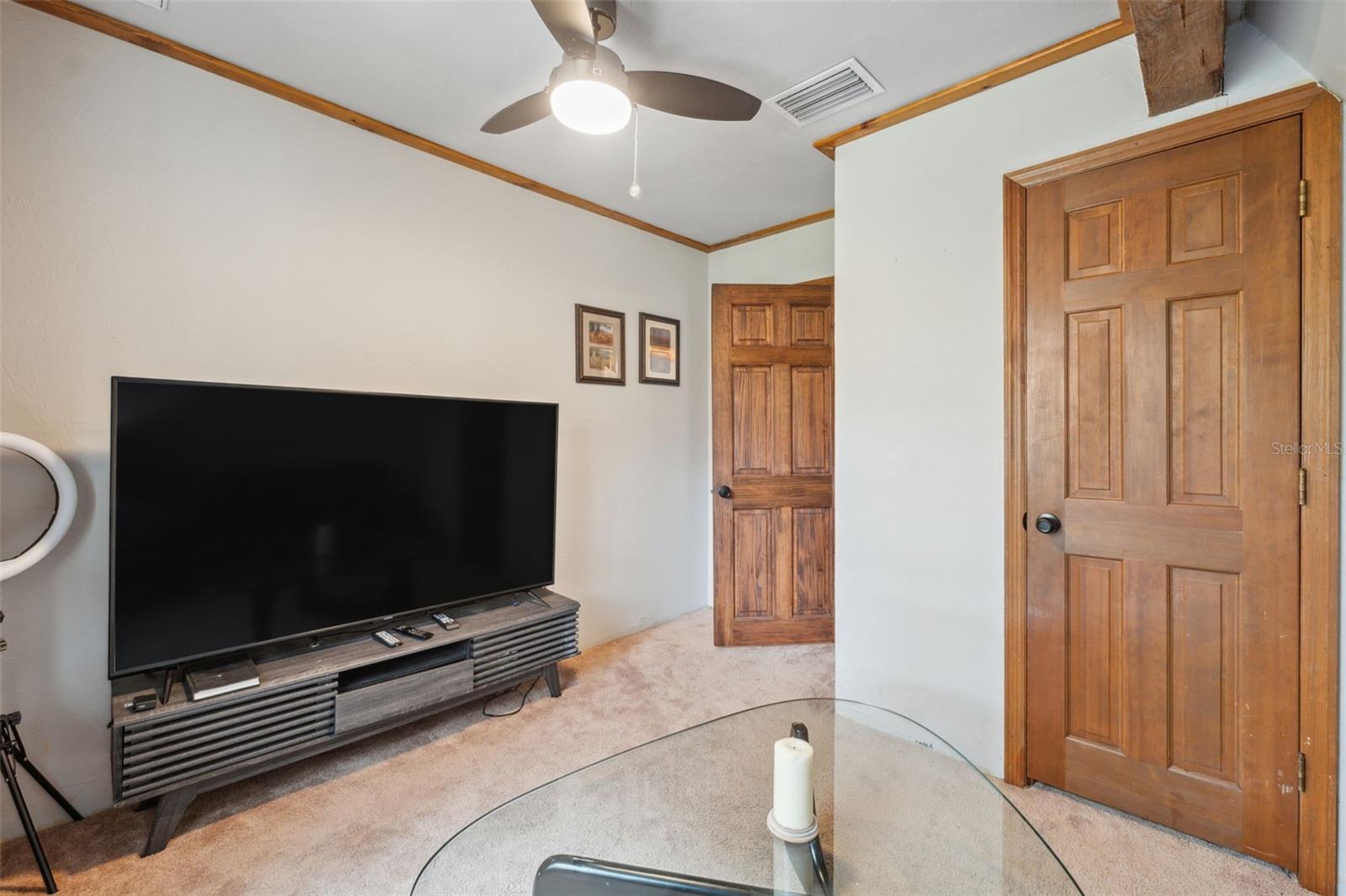 Listing photo id 37 for 2980 Vernon Court