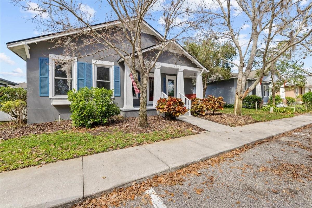 Listing photo id 37 for 10333 Micanopy Street