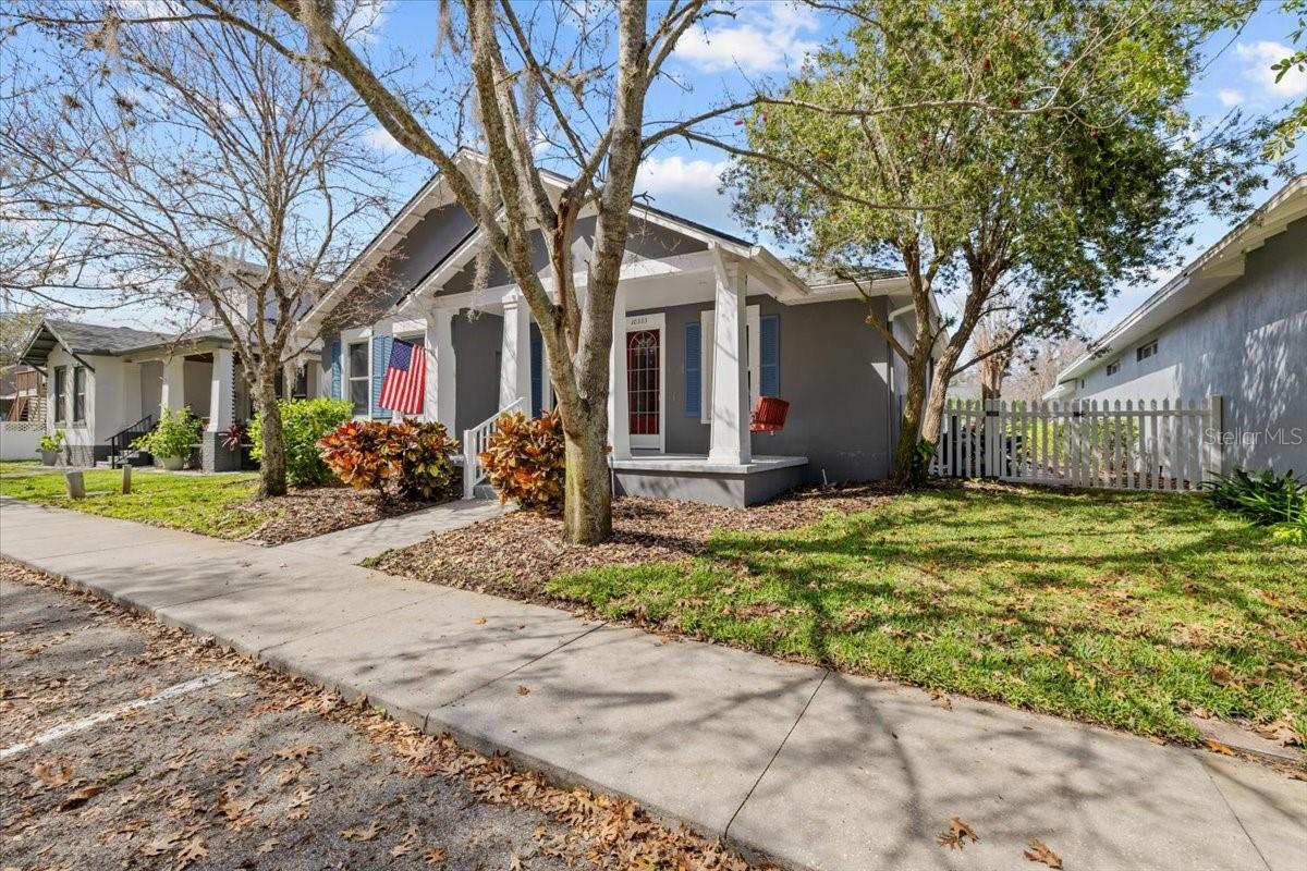 Listing photo id 43 for 10333 Micanopy Street