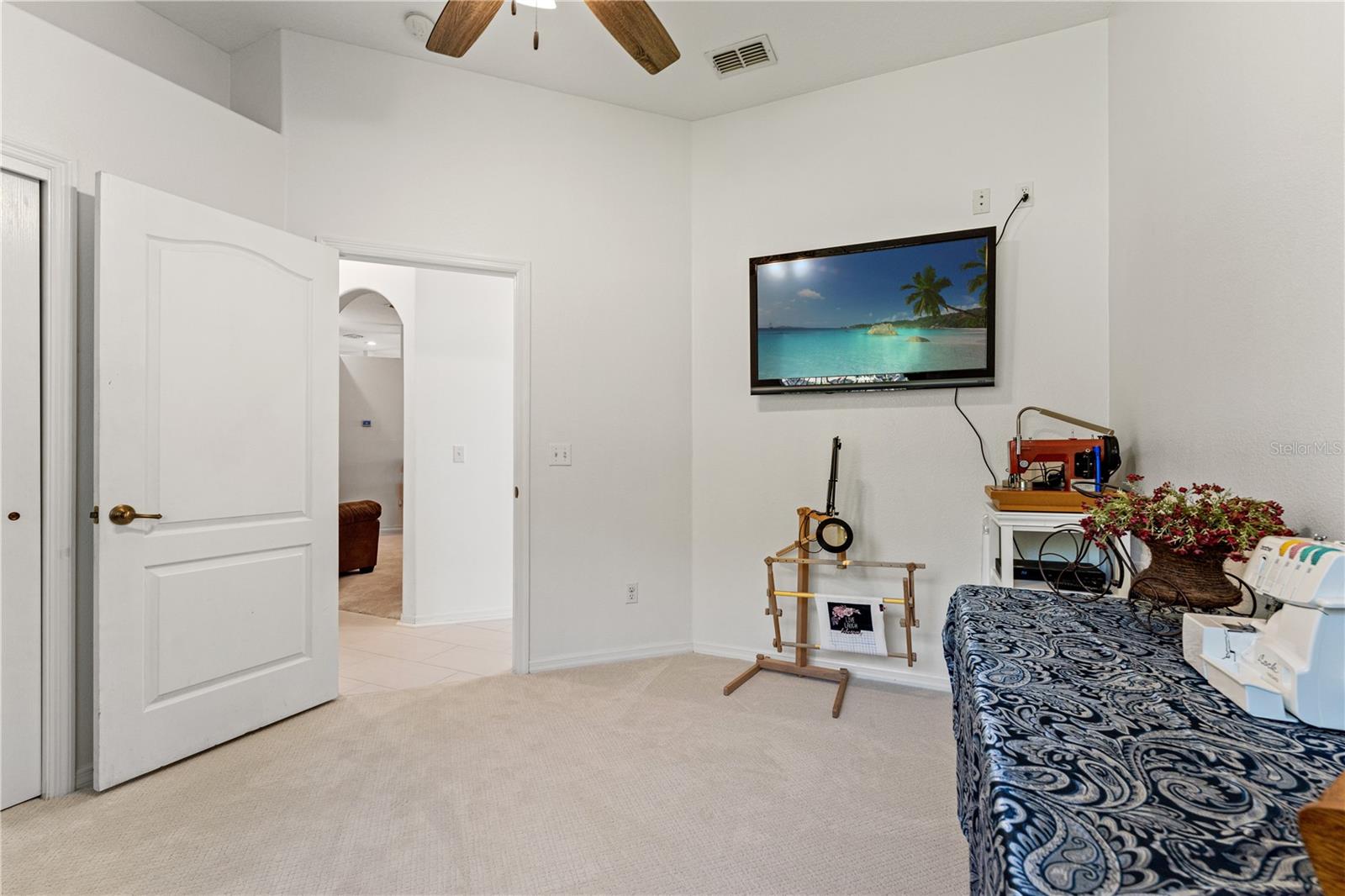 Listing photo id 37 for 6413 Emerson Road