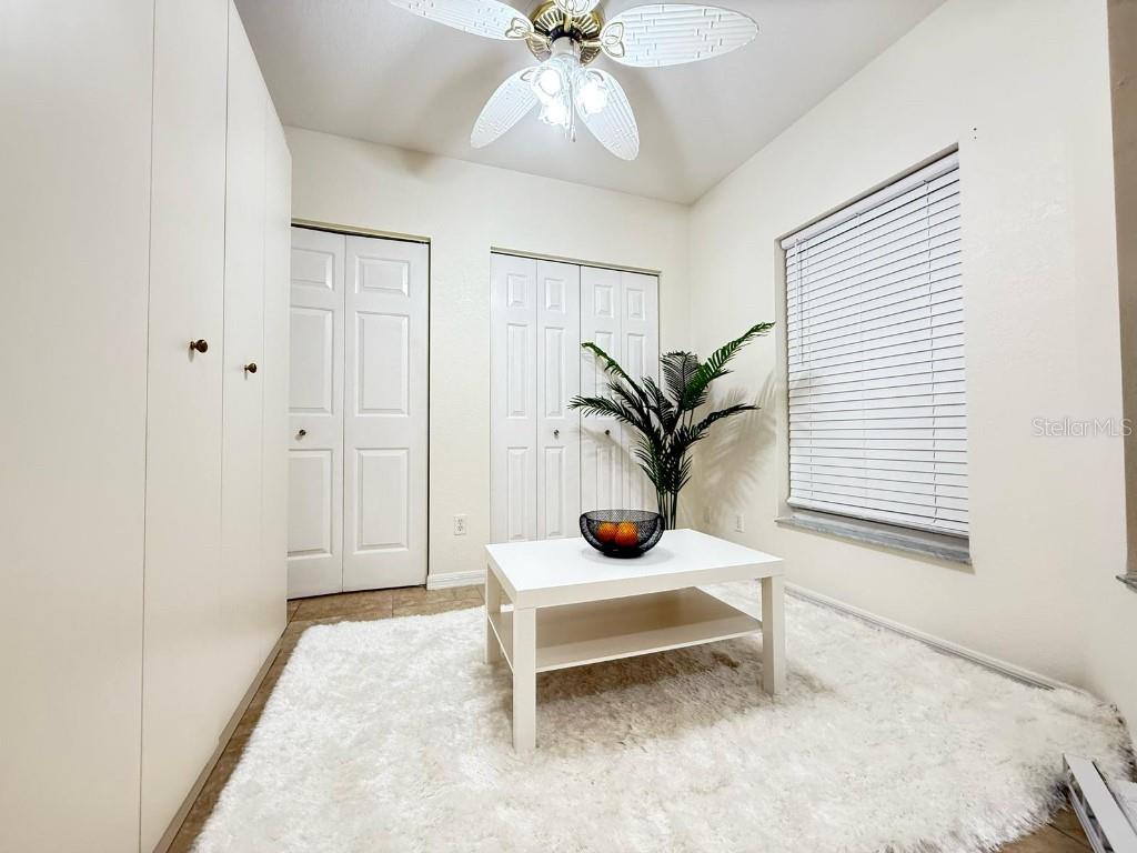 Image 10 of 48 For 19325 Water Oak Drive 205