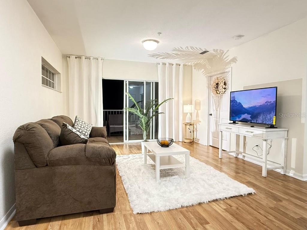 Image 3 of 48 For 19325 Water Oak Drive 205