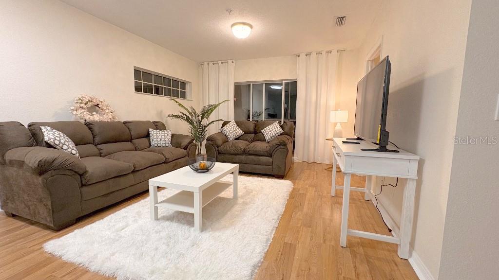 Image 4 of 48 For 19325 Water Oak Drive 205