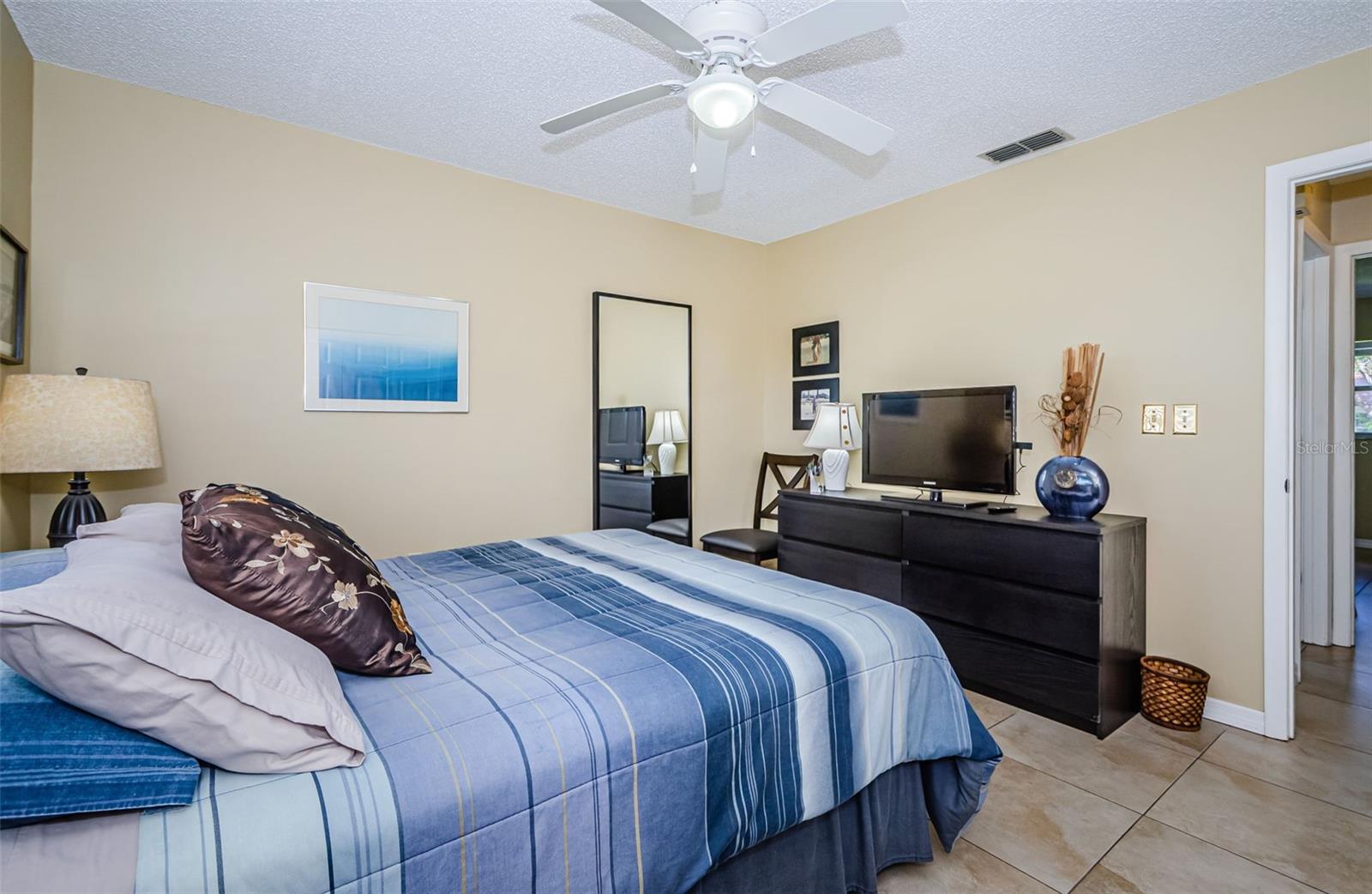 Image 21 of 66 For 8110 Bismark Court