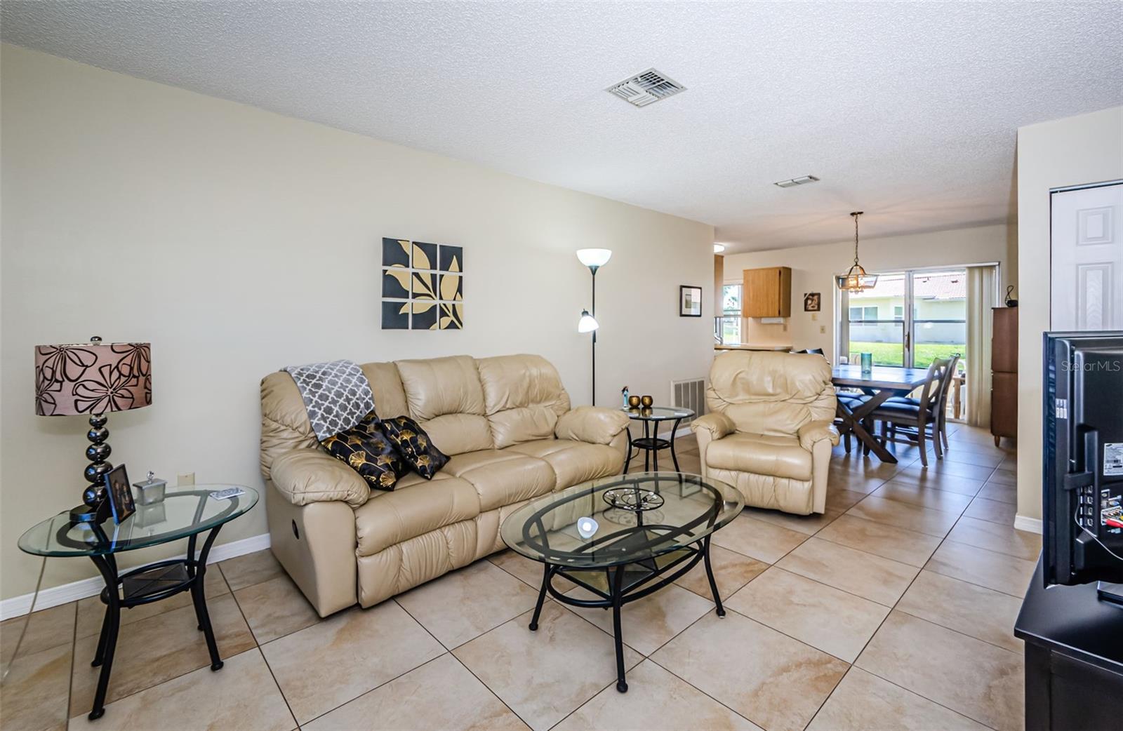 Image 6 of 66 For 8110 Bismark Court