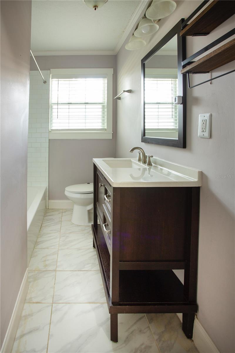 Image 12 of 23 For 4009 Seminole Avenue